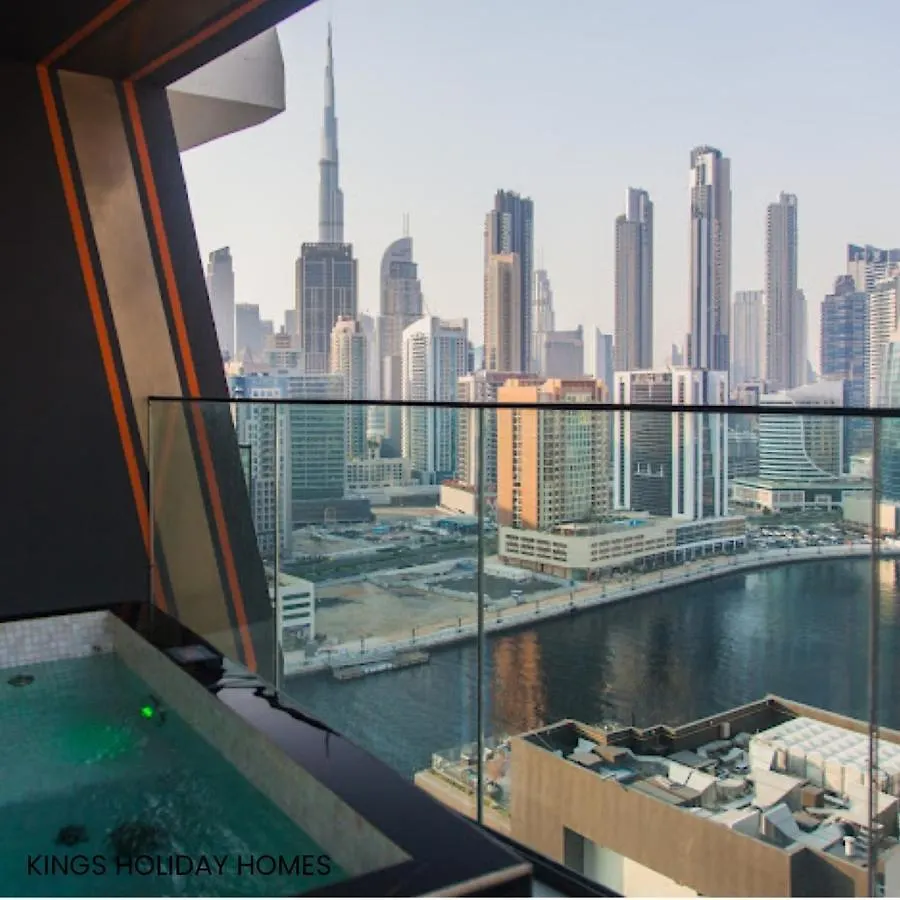 Binghatti Canal , Burj Khalifa View With Private Jacuzzi And Cinema Screen ,Kings 두바이
